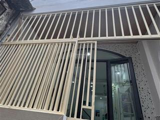 Bán nhà mới đẹp duy tân , p15 , 38m2 , 5,3tỷ bớt lộc .   0866 408 *** việt anh
