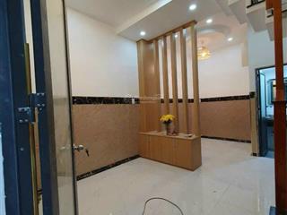 Bán nhà trần quý cáp , p11 , 39m2 , 2,7tỷ bớt lộc .  0866 408 *** việt anh