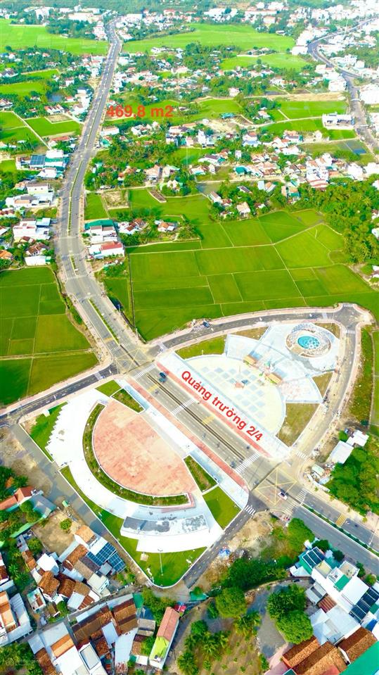 Bán đất mặt tiền đường 2/4, trung tâm ninh hoà, full thổ cư, sổ chính chủ giao dịch ngay. giá tốt