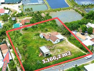 Đất 2 mặt tiền đường nguyễn huệ  vạn ninh  gần biển