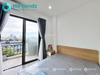 Cho thuê chdv mới 100% 1 phòng ngủ ngay ngã tư hàng xanh, full nội thất