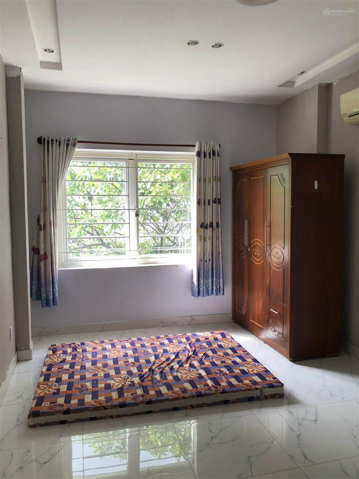 Nhà 102m2, hxh 5m, nguyễn cửu vân p17, bt giáp q1. kết cấu 3 tầng, 5 phòng ngủ. chỉ 14.5 tỷ