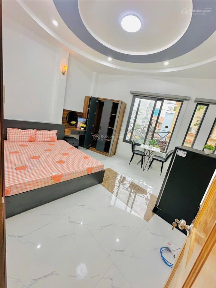 Bán chdv 9 phòng, thang máy. ngang khủng 6m, 5 tầng bề thế. thu nhập 50tr/tháng. gần chợ cây quéo