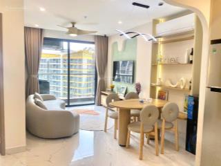 Cho thuê ch 2pn sunrise city central 99m2 ban công rộng  full chỉ 18 triệu/tháng.  0974 790 ***
