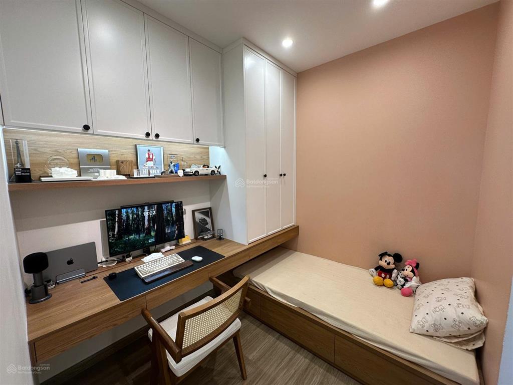 Chính chủ bán gấp căn hộ 2pn+1 64m giá 4.15 tỷ full đồ kđt vinhomes smart city