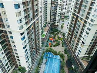 Cho thuê căn góc 80m2 view nội khu 2pn, 2wc, nhà mới, ở liền. có rèm, giàn phơi, kính bếp.