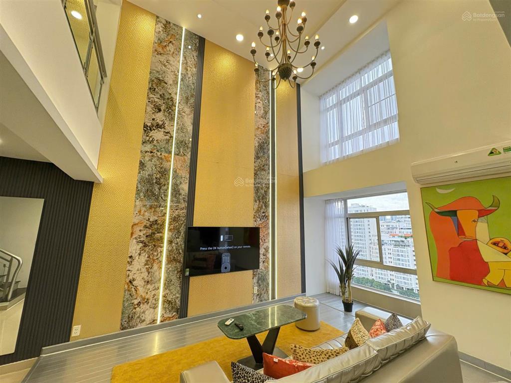 Chính chủ bán gấp siêu phẩm penthouse sky garden 3  330m2  view landmark