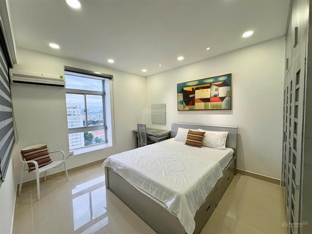 Chính chủ bán gấp siêu phẩm penthouse sky garden 3  330m2  view landmark