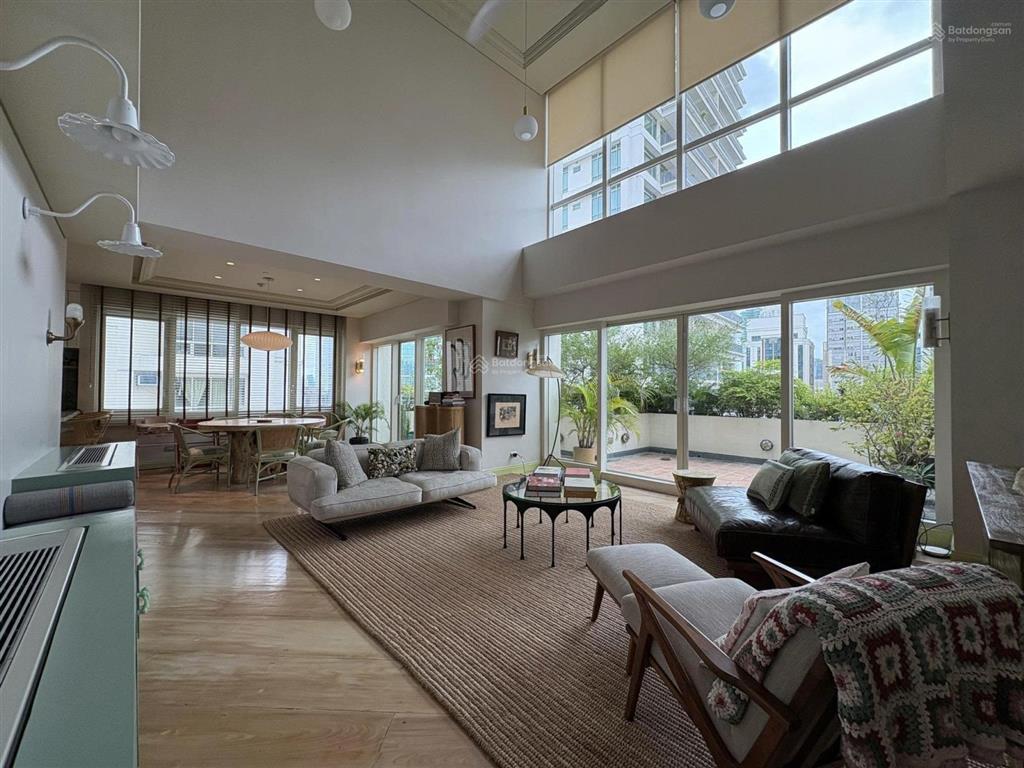 Chính chủ bán gấp siêu phẩm penthouse sky garden  337m2 đẳng cấp sống, giá bán 29,25 tỷ