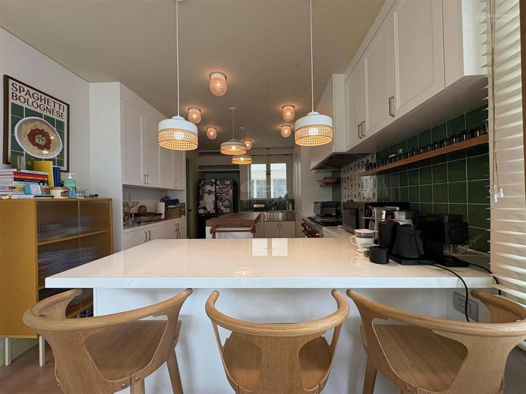 Chính chủ bán gấp siêu phẩm penthouse sky garden  337m2 đẳng cấp sống, giá bán 29,25 tỷ