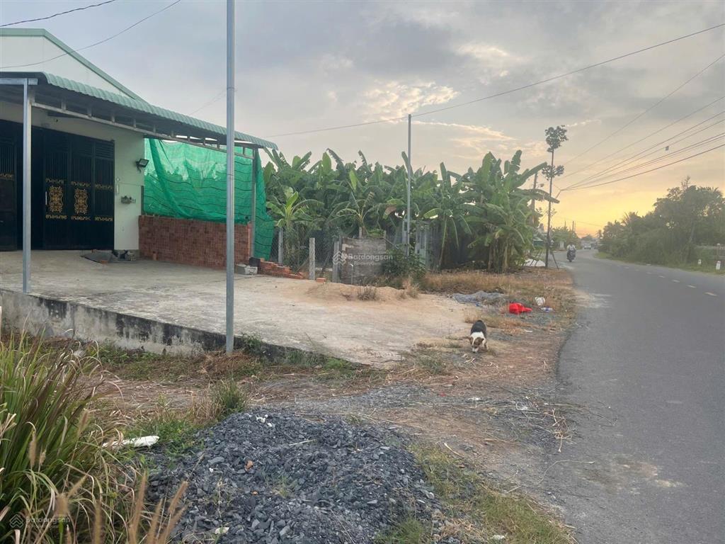 Bán nhà xưởng mt đường nhựa lớn xe công chạy, cách chợ bình chánh 10km