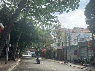 Đất biệt thự mặt tiền tttm, phường 7