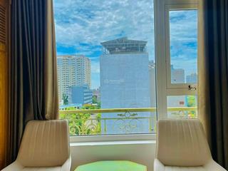 Bán khách sạn góc 2 mặt tiền bãi sau