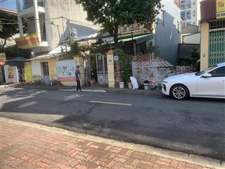 Chính chủ cần bán gấp mảnh đất mặt phố giang biên  việt hưng, vỉa hè, ô tô tránh, giá đầu tư