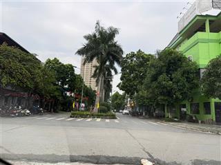 Cho thuê nhà liền kề 4 tầng gần ga metro nhổn