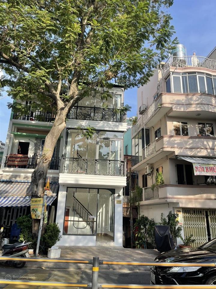 Bán gấp mt hoàng sa q, 1 kết cấu 3 lầu mới hđt 20tr/1 tháng giá chỉ 7.3 tỷ