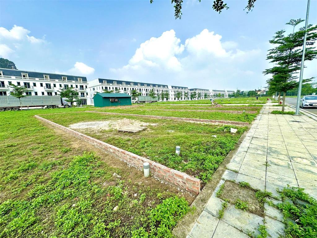 Chỉ 2tỷ có ngay 132m2 đất ở thị trấn, pháp lý đầy đủ