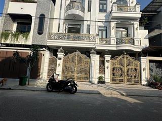- ĐẤT NAM HOÀ XUÂN CHÍNH CHỦ, kề lô góc giao nhau hai đường 10,5m lề 5m, thông sang đảo