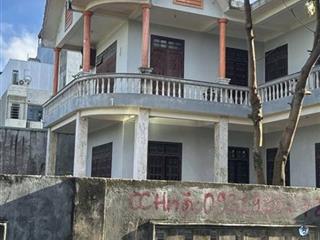 - Tòa căn hộ 4,5 tầng lô góc, tầng 1 đang cho thuê kinh doanh, mặt tiền đường Châu thị