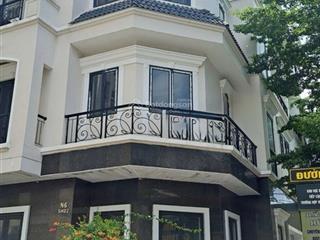 Bán biệt thự lô góc mipec ngay chân chung cư vừa ở vừa kinh doanh 130m2, 5t, 32 tỷ