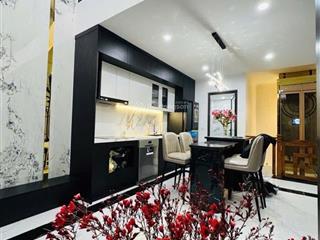Chỉ hơn 11 tỷ sở hữu ngay căn nhà 5 tầng thang máy, 50m2 siêu đẹp trung tâm quận hai bà trưng