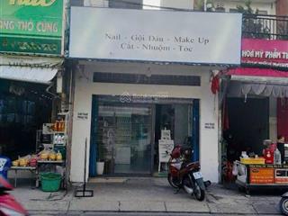 Chính chủ bán gấp căn nhà ở ngay chợ bình chánh, đang cho thuê giá 15 tr/ tháng, 5mx17m, giá 1 tỷ 4