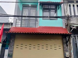 Bán gấp căn nhà mặt tiền đang cho thuê giá 16 triệu ở ngay chợ bờ ngựa, 5mx19,2m, giá 840 triệu.