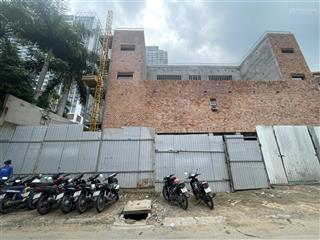 Siêu hiếm  bán nhà cấp 4 thảo điền, võ trường toản  xn  500m2  17x30m  giá 100 tỷ xd 5 tầng