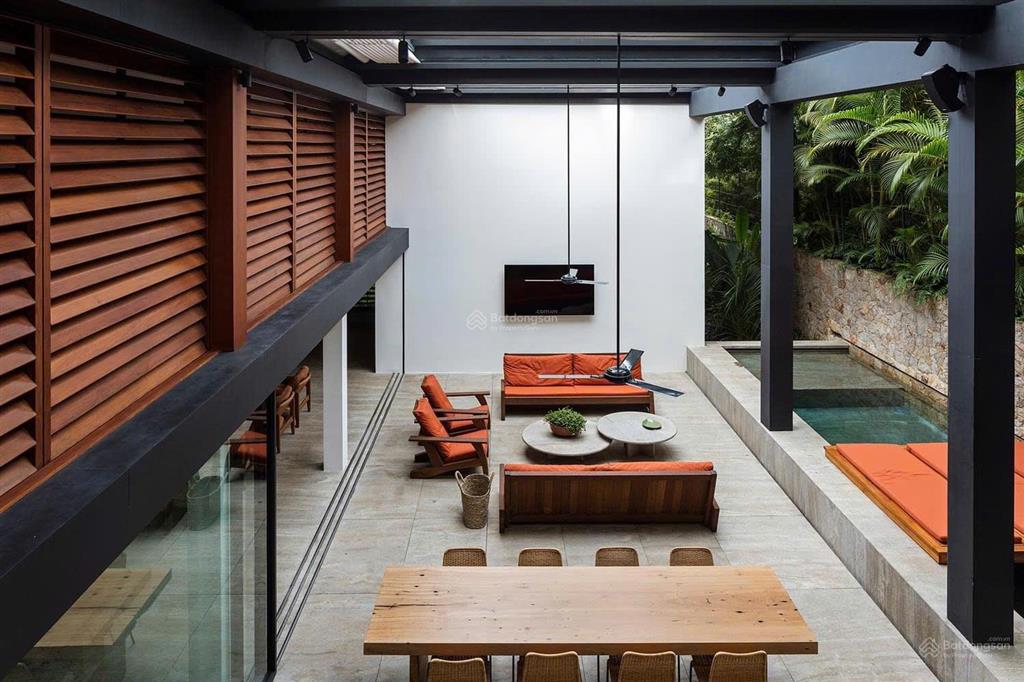 Định cư giảm 90 tỷ bán gấp biệt thự nguyễn văn hưởng 820m2, thảo điền q2  tn 4 tỷ/năm chỉ 200tr/m2