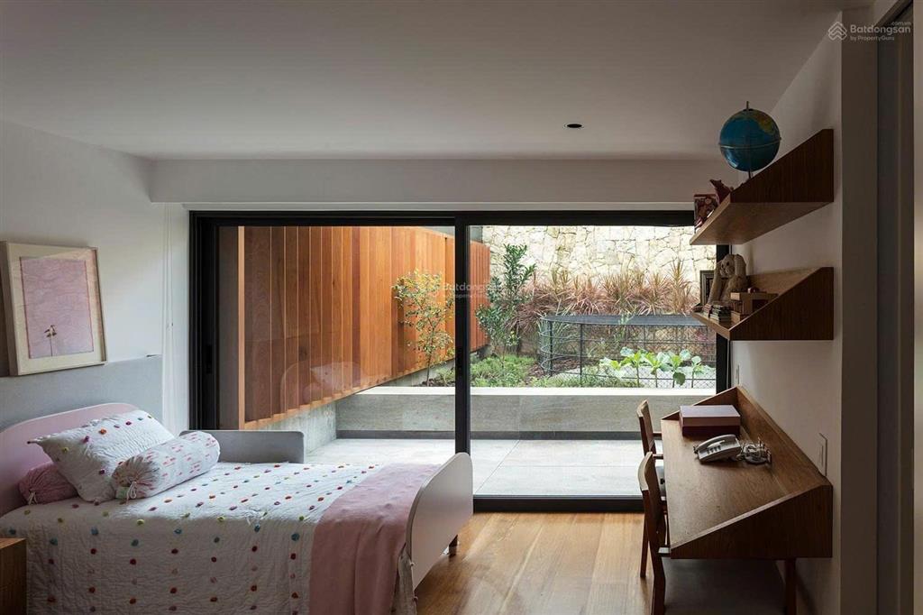 Định cư giảm 90 tỷ bán gấp biệt thự nguyễn văn hưởng 820m2, thảo điền q2  tn 4 tỷ/năm chỉ 200tr/m2