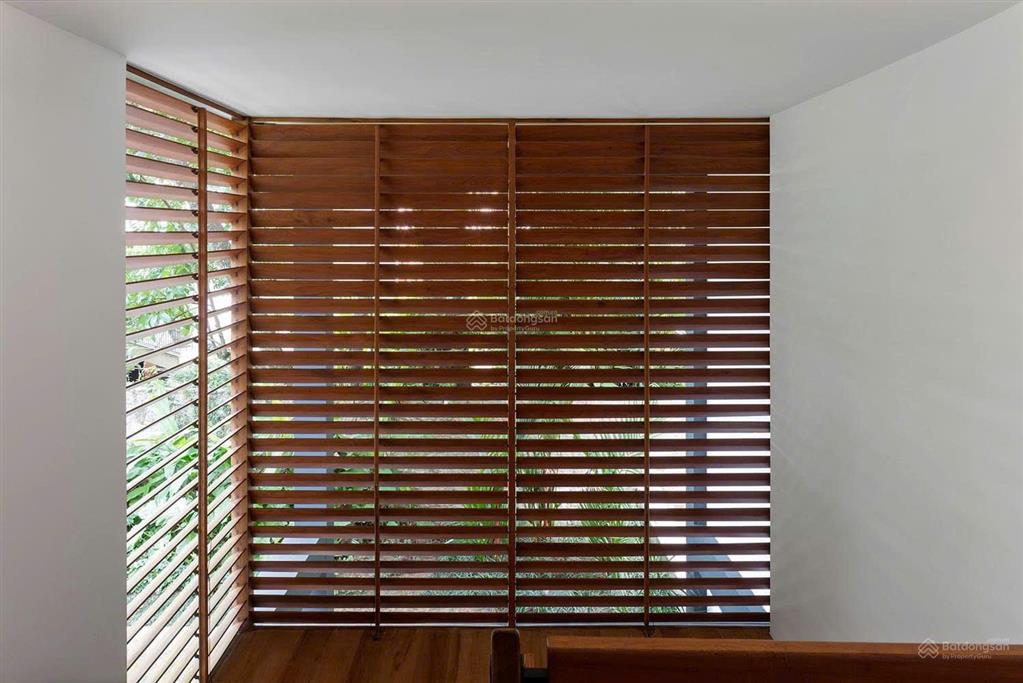 Định cư giảm 90 tỷ bán gấp biệt thự nguyễn văn hưởng 820m2, thảo điền q2  tn 4 tỷ/năm chỉ 200tr/m2