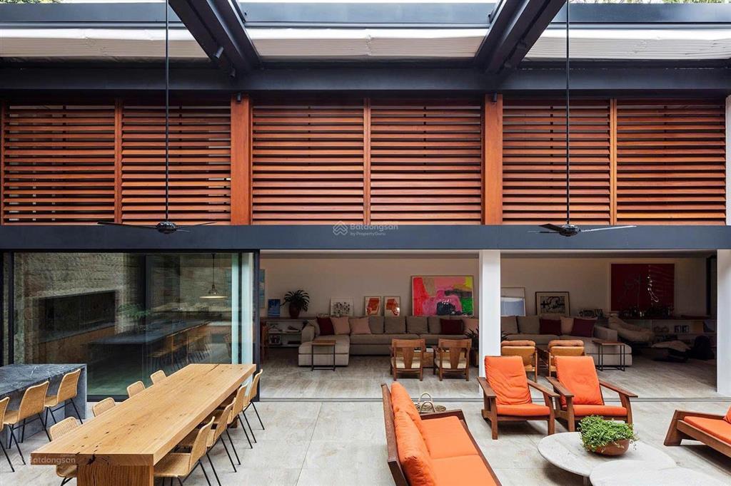 Định cư giảm 90 tỷ bán gấp biệt thự nguyễn văn hưởng 820m2, thảo điền q2  tn 4 tỷ/năm chỉ 200tr/m2