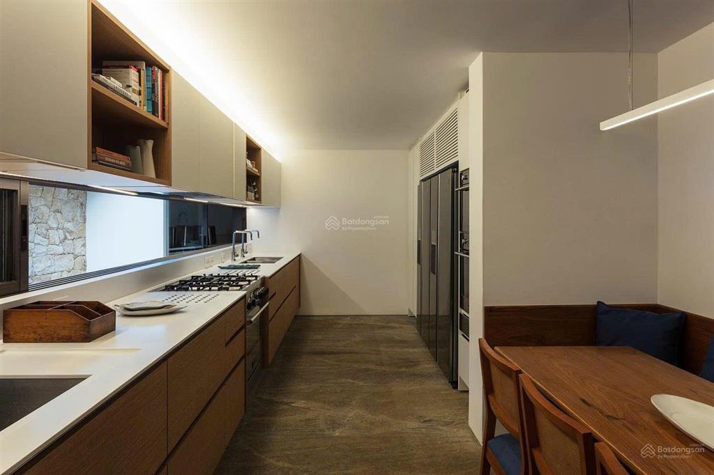 Định cư giảm 90 tỷ bán gấp biệt thự nguyễn văn hưởng 820m2, thảo điền q2  tn 4 tỷ/năm chỉ 200tr/m2