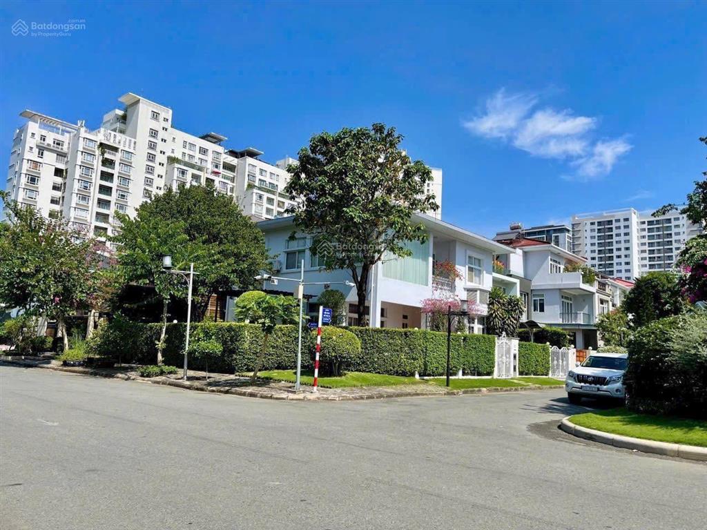 Biệt thự sân vườn đáng mua nhất thảo điền  360m2  58 tỷ  đường 12m