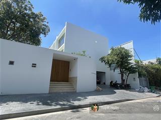 Bán biệt thự compound thảo điền, q2  470m2  120 tỷ  hdt 5.500$/tháng  nhà đẹp vào ở ngay