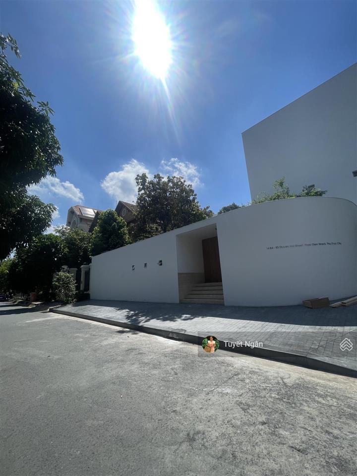 Bán biệt thự compound thảo điền, q2  450m2  100 tỷ  hdt 5.500$/tháng  nhà đẹp vào ở ngay