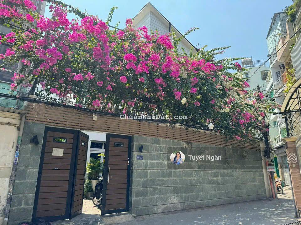 Biệt thự giá rẻ nhất q2  chỉ 185 triệu /m2 khu compound sang trọng hầm 3 tầng  270m2