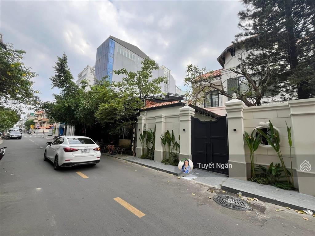 Bán đất xây cao thảo điền q2  330m2 ~ 63.9 tỷ ~ xây mới hầm 6 tầng