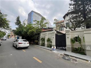 Bán đất xây cao thảo điền q2  330m2 ~ 63.9 tỷ ~ xây mới hầm 6 tầng