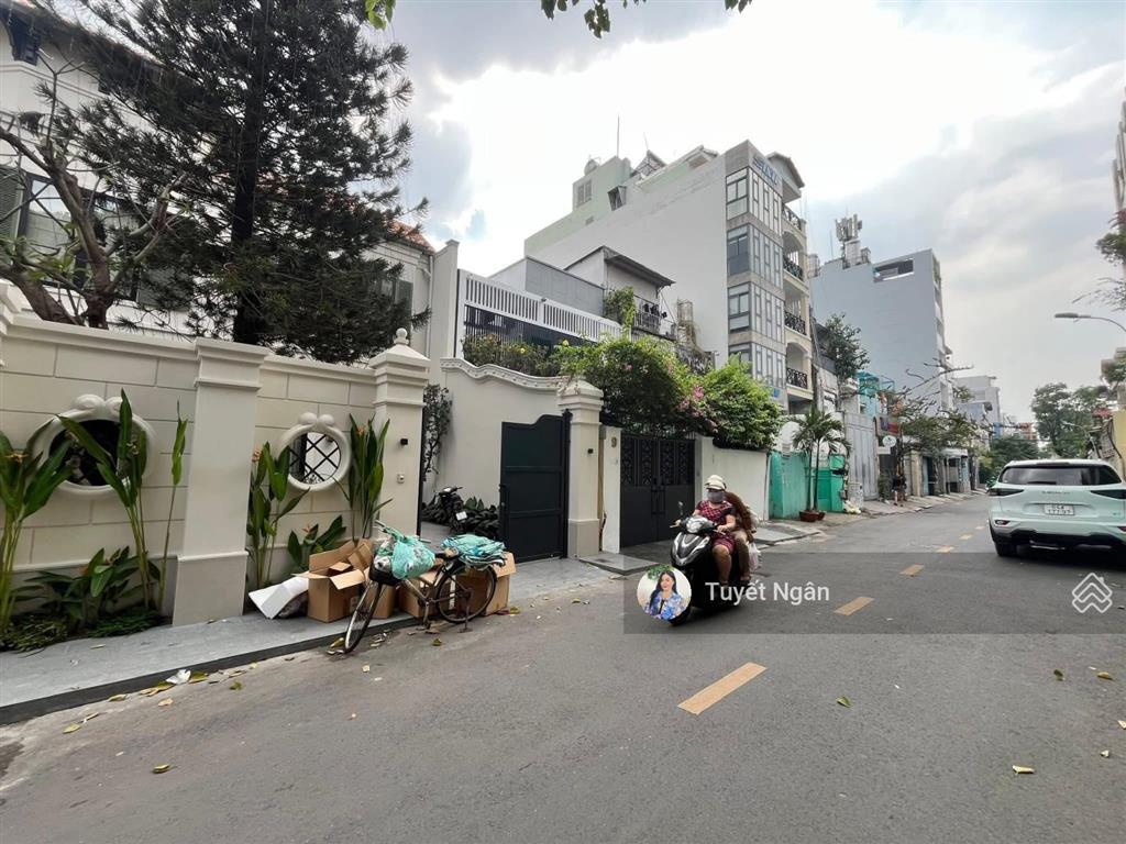 Bán đất xây cao thảo điền q2  330m2 ~ 63.9 tỷ ~ xây mới hầm 6 tầng