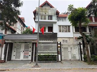 Bán nhà biệt thự 200m2, việt hưng, long biên, hà nội  hàng hiếm giá ưu đãi