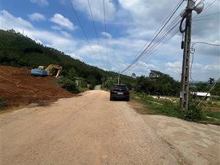 Tại vũ tu, phú thọ em có bán các lô giao động từ 95m2 đến hơn 100m2. a/c có nhu cầu l/h 0916 238 ***