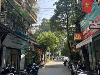 Bán nhà dân xây phố nguyễn văn huyên  ô tô đỗ cửa cả ngày  cách mp 40m  38m2 hơn 11 tỷ