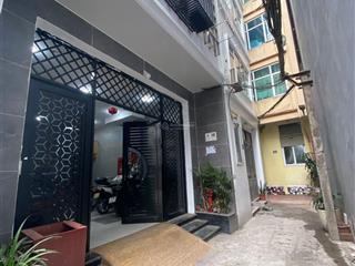 Bán tòa căn hộ trung kính  cầu giấy | 9 tầng tm ~25 phòng dòng tiền ~2 tỷ/năm giá chỉ hơn 200tr/m2