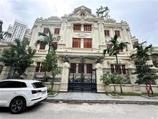 Bán biệt thự kđt yên hòa, 400m2, 5t, mt 17.5m, ở đẳng cấp!