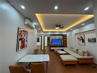 Bán căn hộ chung cư hh1 dương đình nghệ, 96m2, 3 ngủ, 2wc, 3 ban công, full nội thất, về ở luôn