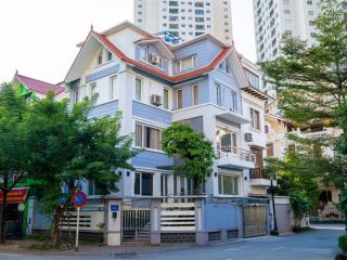 Bán biệt thự kđt trung văn,153m2, 4t, mt 22m, ô tô đỗ thoải mái, kinh doanh văn phòng!