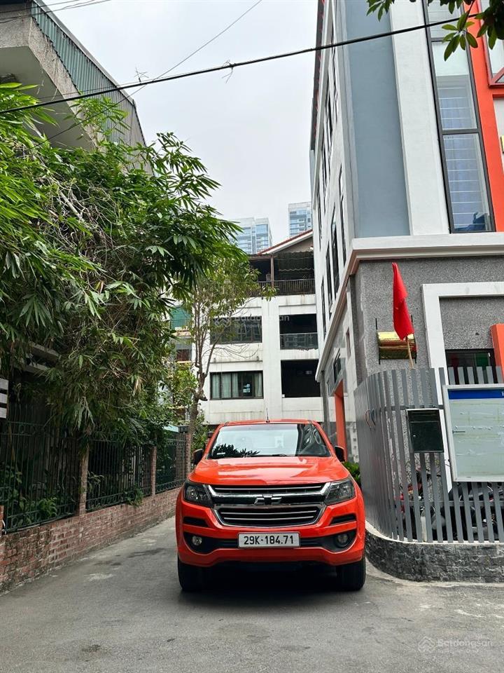 Bán toà dòng tiền liễu giai  ba đình, 140m2, 9 tầng, mt 8m, ô tô tránh, dòng tiền 2.4 tỷ/năm