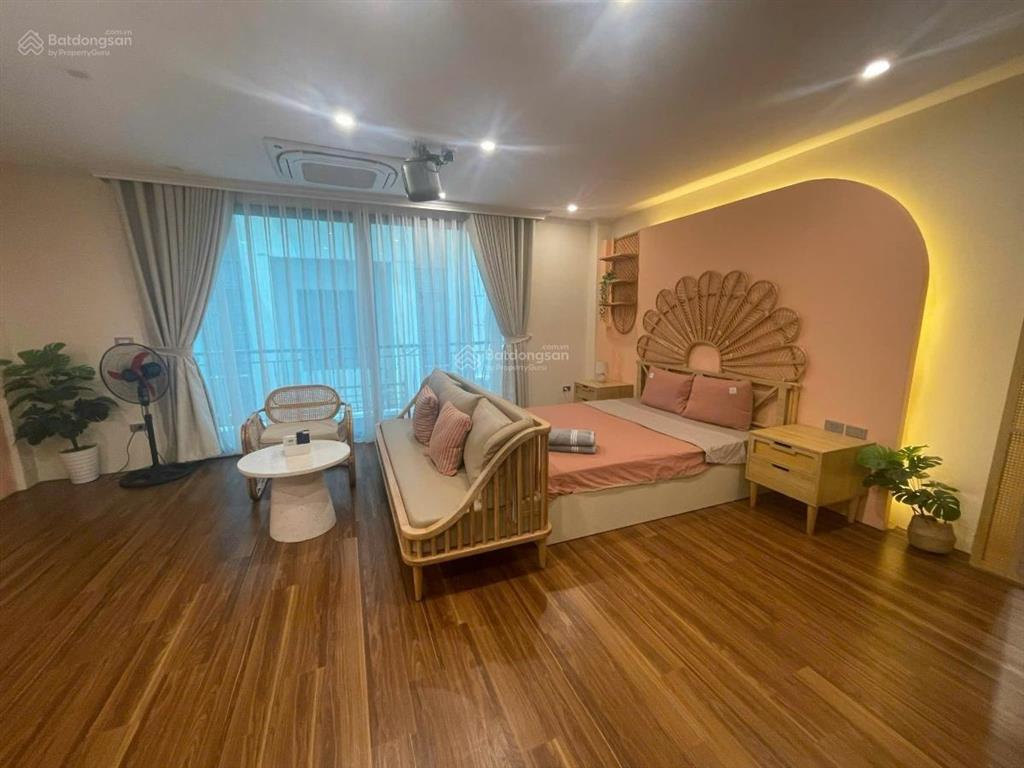 Bán toà dòng tiền liễu giai  ba đình, 140m2, 9 tầng, mt 8m, ô tô tránh, dòng tiền 2.4 tỷ/năm