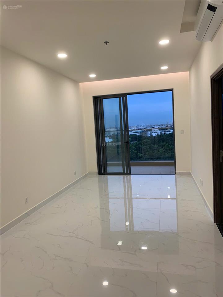 Ac đang tìm thuê ở celadon city hãy  em ngay 2pn/8596m2 3pn/118121m2 luôn có giá tốt nhất.